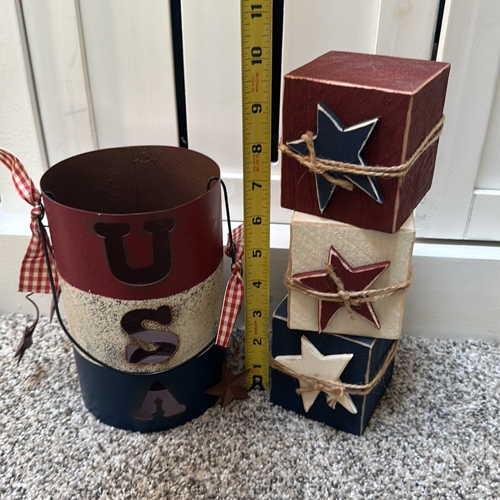 USA Red White Blue Candle Holder and Wood Blocks - Picture 2 of 3